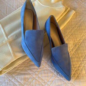 Kenneth Cole kitten heel suede shoes